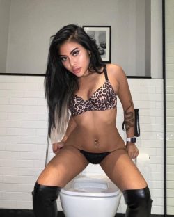 ThaiGinaX (thaiginaxxxx) Leaked Photos and Videos