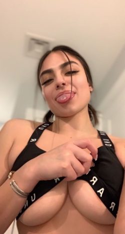 Mia Robin OnlyFans Leaked Videos & Photos