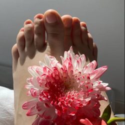 Kitty x Feet OnlyFans Leaked Videos & Photos