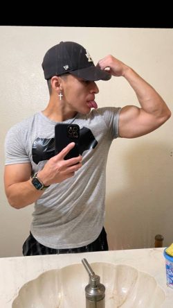 Brizz OnlyFans Leaked Videos & Photos