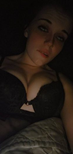 Sarah E OnlyFans Leaked Videos & Photos