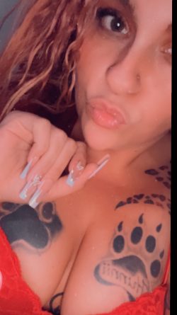 Tatted Hunnii OnlyFans Leaked Videos & Photos