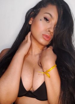 Hearted face™ • Horny latina (hearted-face) Leaked Photos and Videos