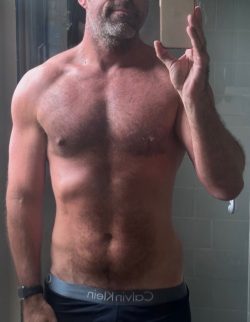 Big Henry OnlyFans Leaked Videos & Photos