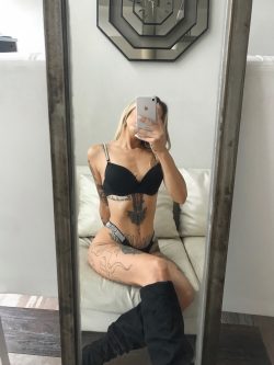 Baby C (baby-charlotte) Leaked Photos and Videos