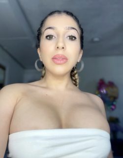 🤤BUSTY NADIA💦 OnlyFans Leaked Videos & Photos