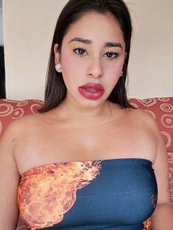 YaraButterfly OnlyFans Leaked Videos & Photos