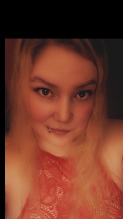 Sassy (pinuptinkerbell) Leaked Photos and Videos