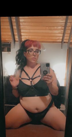 Goth 👑 (goth.queen) Leaked Photos and Videos