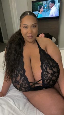 Top Heavy Bae OnlyFans Leaked Videos & Photos