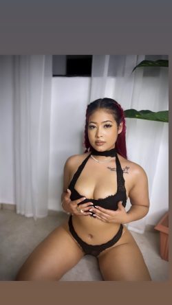 La Chinita👘🍑 OnlyFans Leaked Videos & Photos