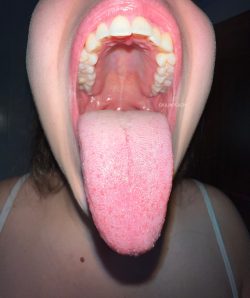 Giulia’s Mouth OnlyFans Leaked Videos & Photos