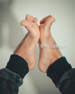Hylian Feet OnlyFans Leaked Videos & Photos