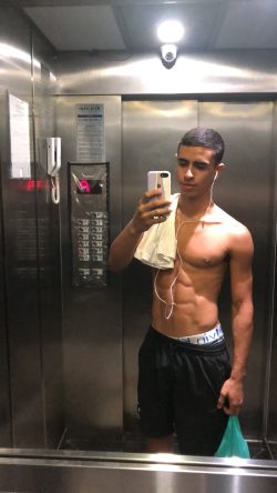 LucasPeres (u196165936) Leaked Photos and Videos