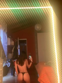 Claire (claire20) Leaked Photos and Videos