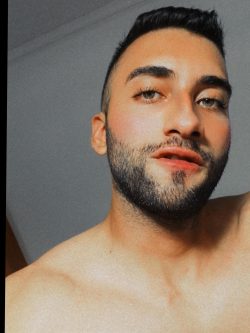 Victor Becerra (vibecol) Leaked Photos and Videos