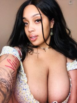 Ariies 🪬 OnlyFans Leaked Videos & Photos