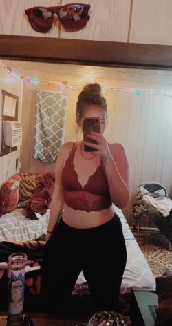 Hannah (thickthghsblueeyes) Leaked Photos and Videos