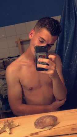 sporty gay twink OnlyFans Leaked Videos & Photos