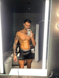 Christopher Yianni OnlyFans Leaked Videos & Photos