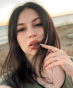 𝑰𝒔𝒂𝒃𝒆𝒍 𝑹𝒂𝒗𝒆𝒏 (isabelraven) Leaked Photos and Videos
