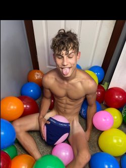 Tone OnlyFans Leaked Videos & Photos