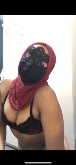 Miss Muslim Free (hijab-queen-free) Leaked Photos and Videos