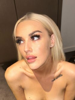 BLONDE BARBIE/ PAIGE (paigeflorencefree) Leaked Photos and Videos