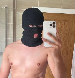 Masked Brit Boy OnlyFans Leaked Videos & Photos