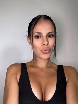 Baby-Girl Laura OnlyFans Leaked Videos & Photos