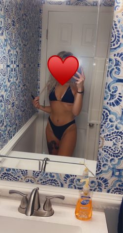 L OnlyFans Leaked Videos & Photos