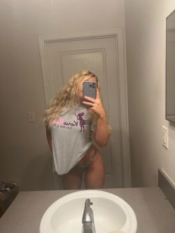 Lys L. OnlyFans Leaked Videos & Photos