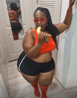 Ms. Thicker Than (ms.thickerthan) Leaked Photos and Videos