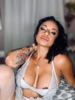 Roxanne Rios OnlyFans Leaked Videos & Photos