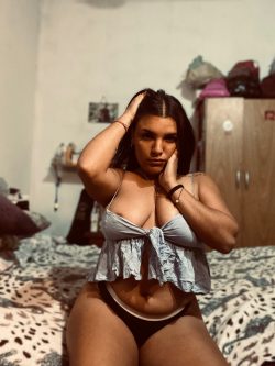 Hot brunette 🔥 OnlyFans Leaked Videos & Photos