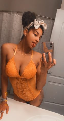 foxybrown20 OnlyFans Leaked Videos & Photos
