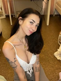 Lana 👩🏻‍🏫 OnlyFans Leaked Videos & Photos