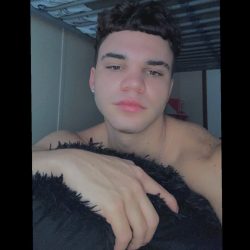 GreekPrince 👑💦 (lumbeetj19) Leaked Photos and Videos