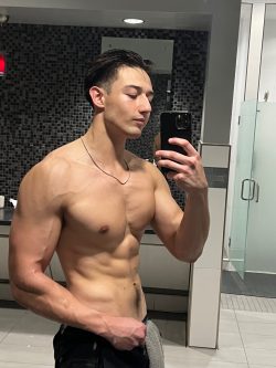 JohnnyVIP (surferjohnny) Leaked Photos and Videos