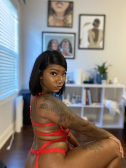 P*ssy Fairy 🧚🏾 OnlyFans Leaked Videos & Photos