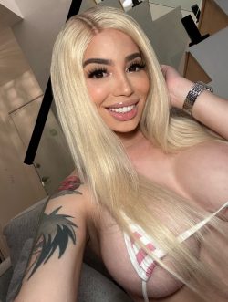 Andrea Anaconda 🐍💦 HEAVY SHOOTER OnlyFans Leaked Videos & Photos