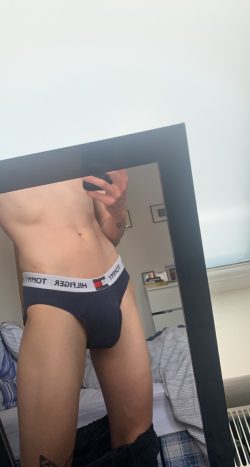 R OnlyFans Leaked Videos & Photos