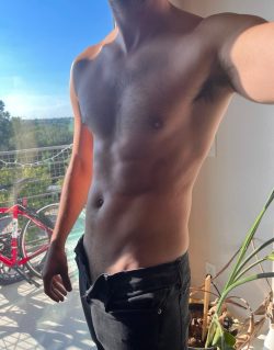 Tommy9x6 OnlyFans Leaked Videos & Photos