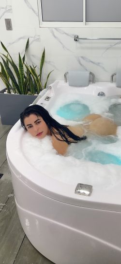 Bella Alvarez OnlyFans Leaked Videos & Photos